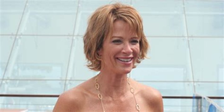 Lauren Holly Net Worth Net Worth Lists