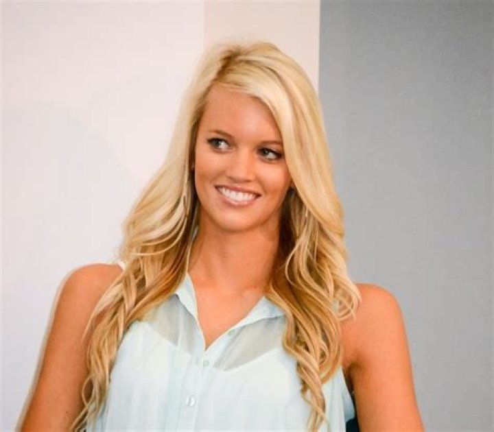 Lauren Tannehill bio, age, height, weight, net worth, salary, nationality