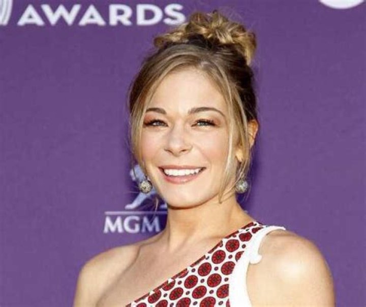 LeAnn Rimes Checks Into Rehab for Anxiety and Stress E! Online CA