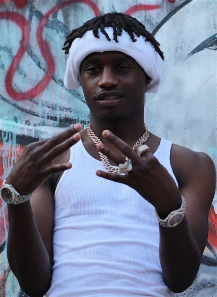 LIL TJAY (RAPERO) WIKI, BIOGRAFÍA, AÑOS, ALTURA, PESO, NOVIA, VALOR
