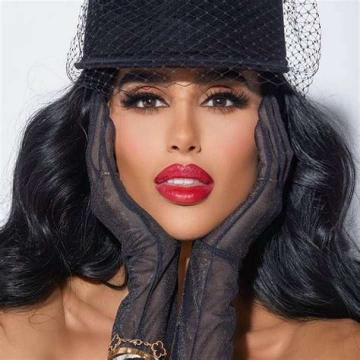 Lilly Ghalichi (Model) Wikipedia, Bio, Age, Height, Weight