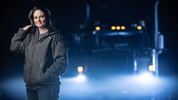 Lisa Kelly trucker Beautiful People, Most Beautiful, Lisa Kelly Trucker