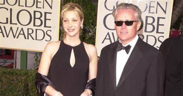 Lisa Kudrow Personal Life, Husband, Career, Net Worth, Measurements