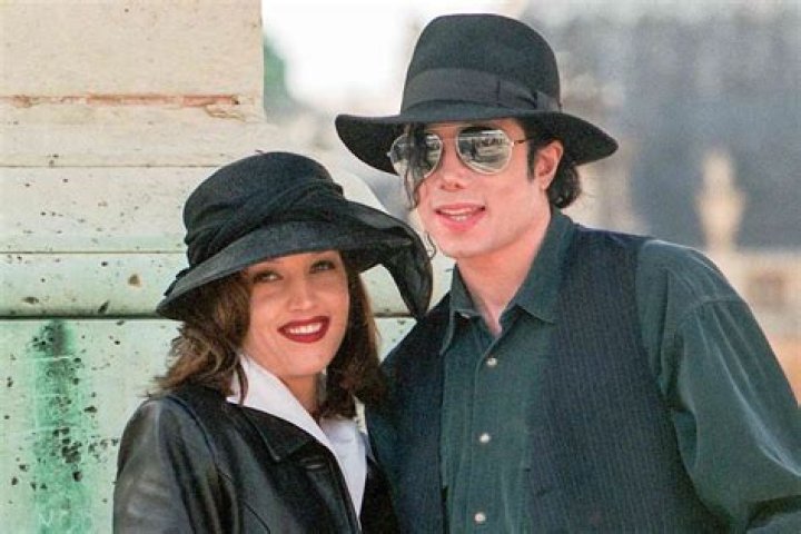 Lisa Marie Presley and Michael Jackson Had a 'Real Relationship,' Says