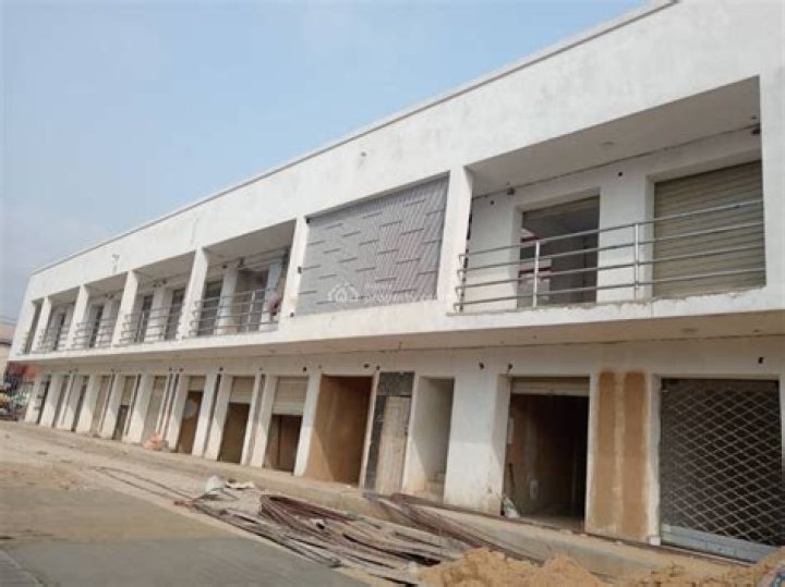 Lock Up Shops For Sale Sabo Market In Ikorodu Properties Nigeria