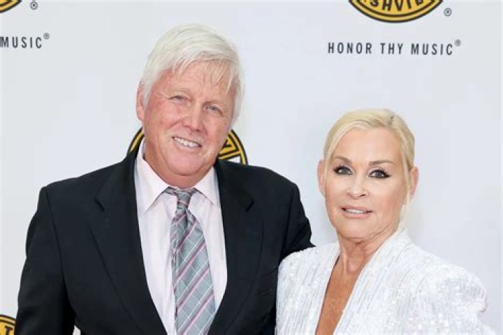 Lorrie Has Been Married Six Times Meet All Her 6 Husbands