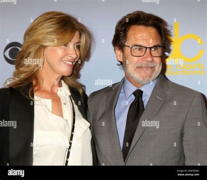 LOS ANGELES OCT 4 Carolyn Espley, Dennis Miller at the Carol