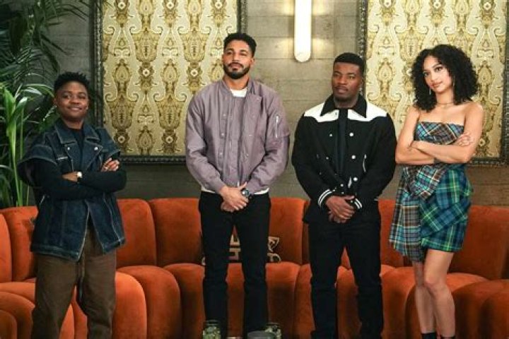 &lsquo;All American&rsquo; Are Daniel Ezra and Samantha Logan Dating in RealLife?