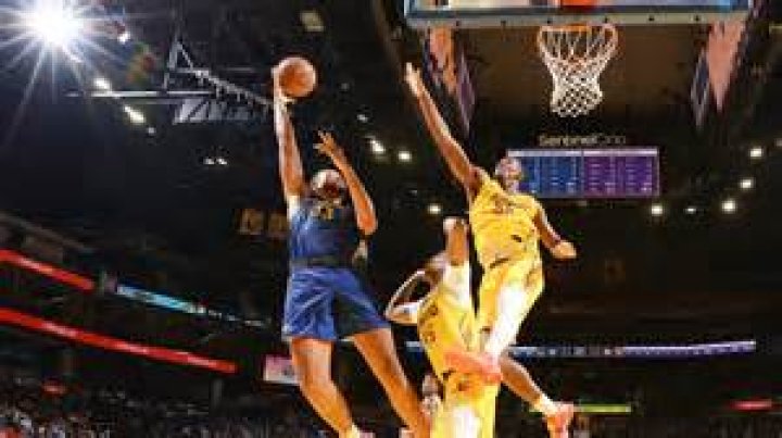 &lsquo;JR Smith drops 150,000 Lakers championship ring&rsquo; LeBron James and co