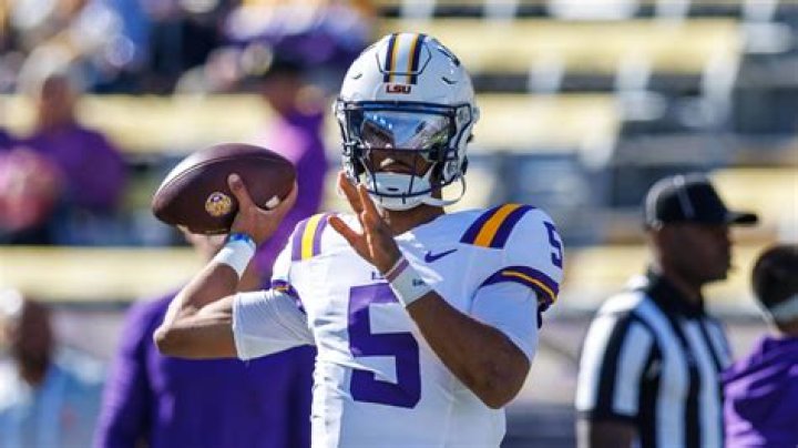 LSU Quarterback Jayden Daniels Would Be A Steal And Best QB In The 2024 NFL Draft