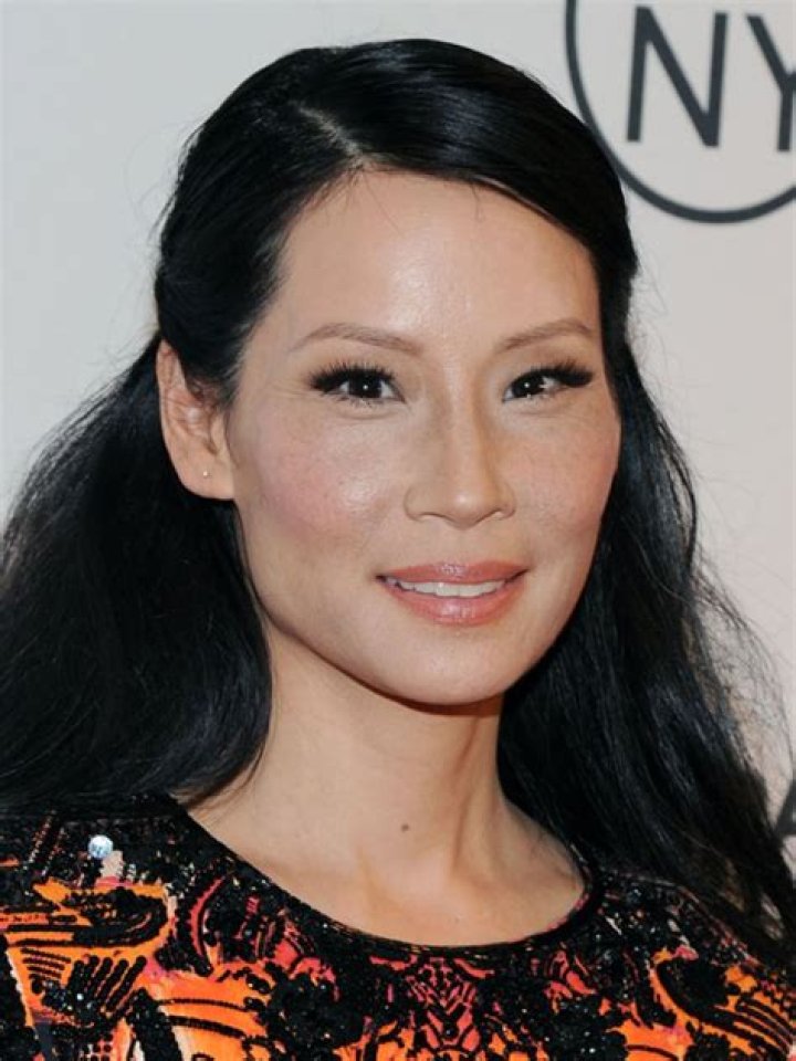 Lucy Liu Biography, Height & Life Story Super Stars Bio