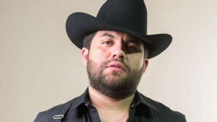Luis R. Conriquez Biography, Age, Height, Wiki, Net Worth, Wife