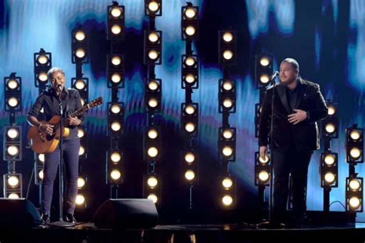 Luke Combs And His Connection To Trump: A Country Star's Perspective