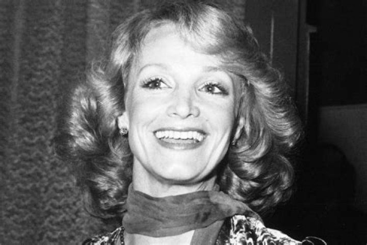 Lynne Marta