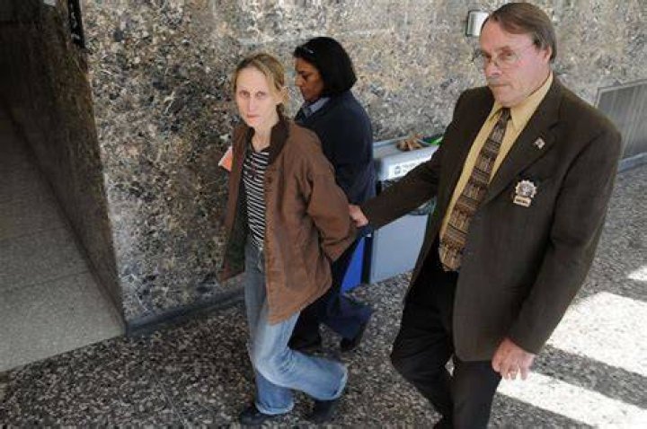 Manhattan Psychiatrist Bought Sledgehammer For Cousin to Kill Ex, DA