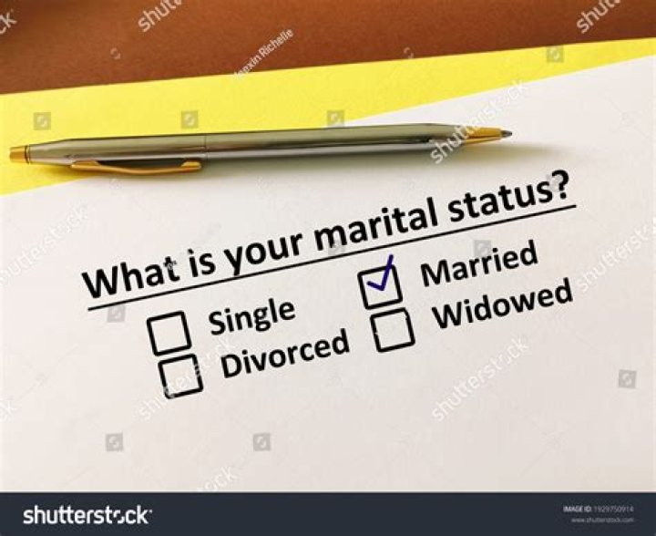 Marital Status, Gscnine