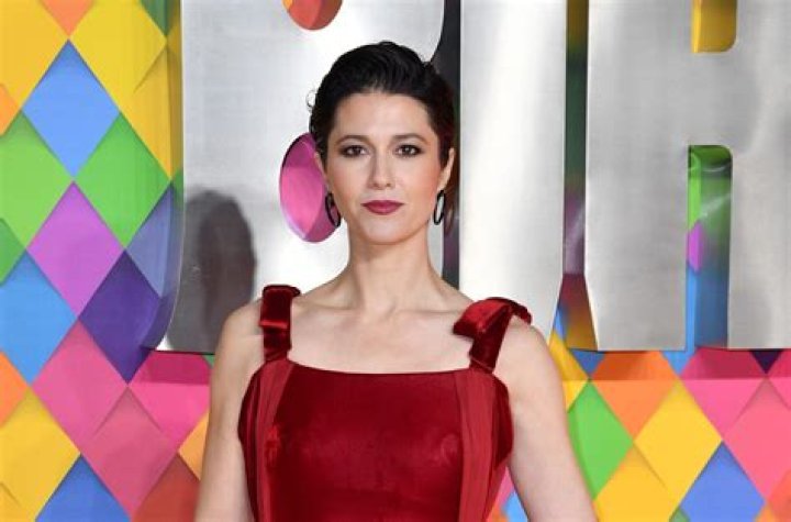Mary Elizabeth Winstead News Us Weekly