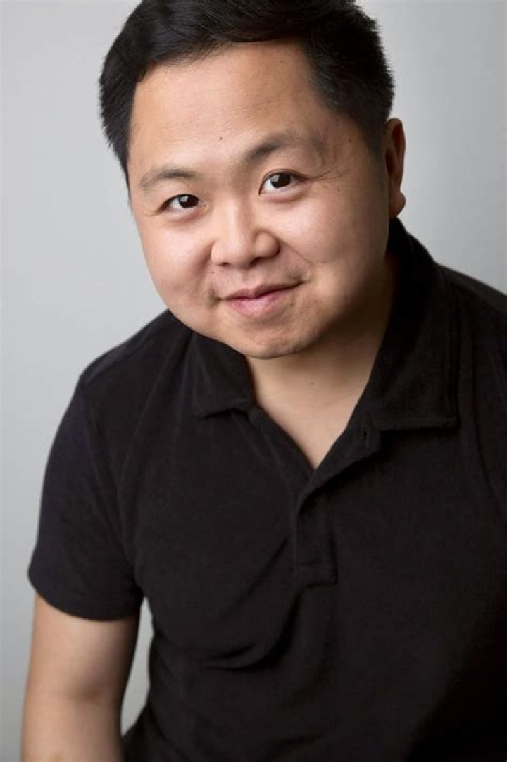 Matthew Moy's Height in cm, Feet and Inches Weight and Body