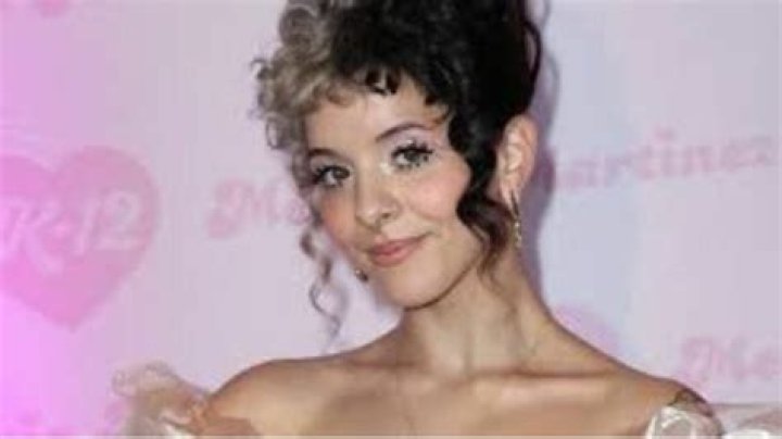 Melanie Martinez Biography, Birthday, Age, Height, Career and Net Worth