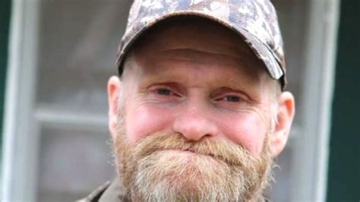 Mike Sugar Bear Thompson Net Worth, Salary, Age, Height, Bio, Career