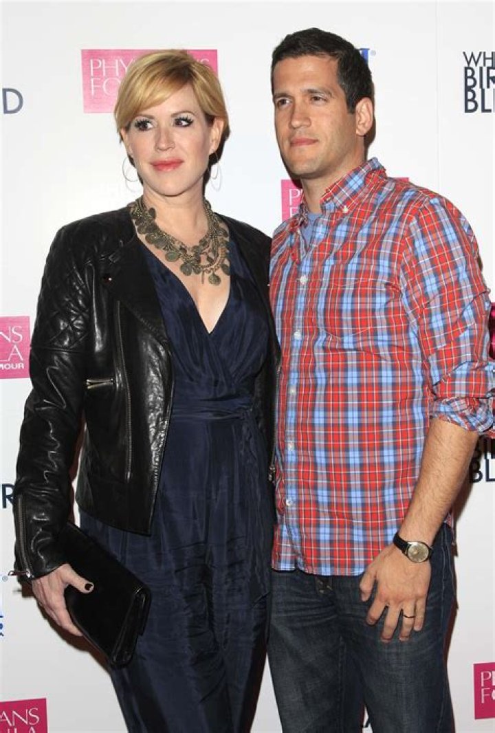 Molly Ringwald and Panio Gianopoulos See All the Stars on the Billboard Awards Red Carpet