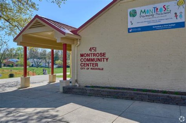 Montrose Park, 3714-4088,3751-3999 Montrose St, Burnaby, BC