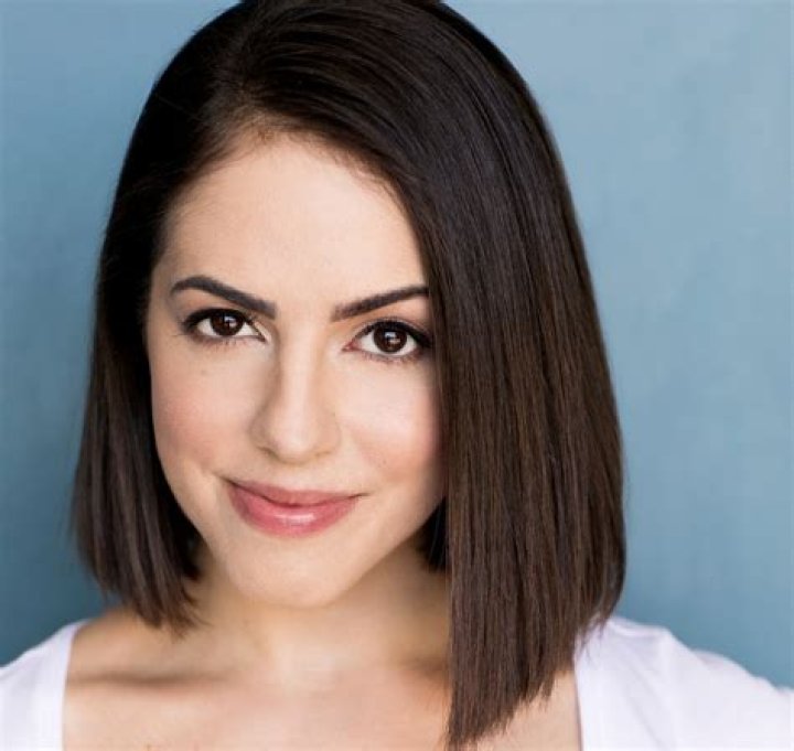 Mr. Iglesias Actress Kathryn Feeney Is Happily Married