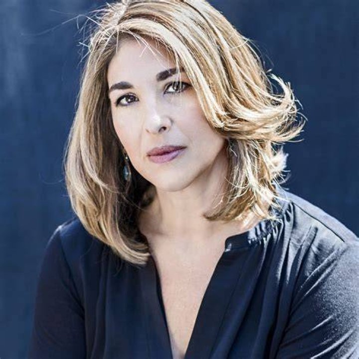Naomi Klein's anticapitalist view of global warming Books
