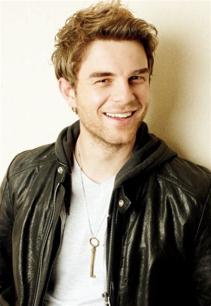 Nathaniel Buzolic Nathaniel Buzolic Photo (32161309) Fanpop