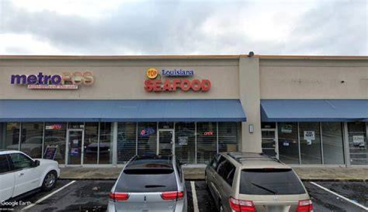 New seafood restaurant planned for old Pizza Hut in Aurora Chicago