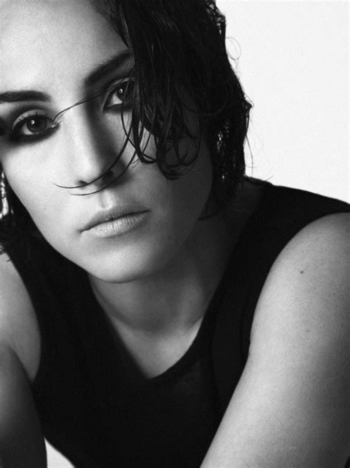 Noomi Rapace Pictures in an Infinite Scroll 25 Pictures