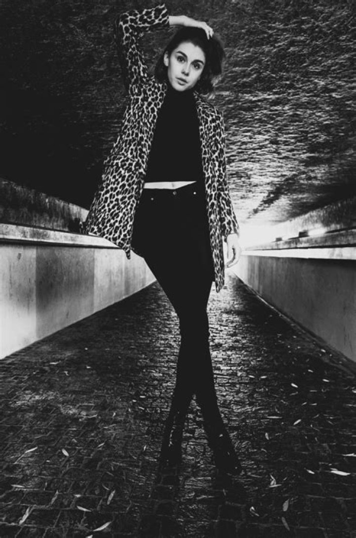 Now representing lovely Vivienne O