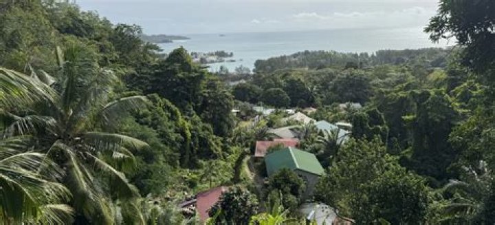 O’Soleil Chalets, Cascade, Seychelles