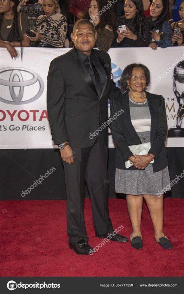 Omar Benson Miller Wife