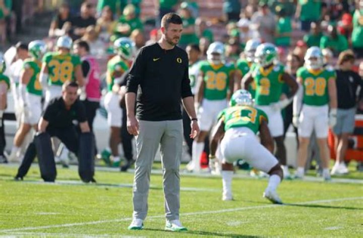 Oregon Football Dan Lanning offers injury update for Bo Nix, others