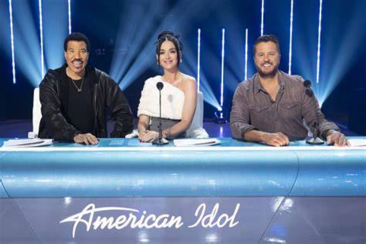 Out of Nowhere! American Idol Premiered 15 Years Ago Remembering Kelly