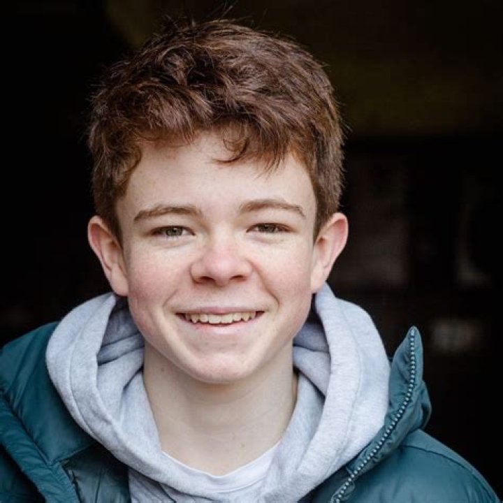 Paddy Holland Height, Weight, Age, Girlfriend, Family, Facts, Biography