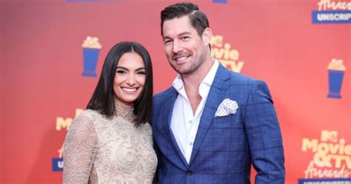 Paige DeSorbo and Craig Conover Go Instagram Official