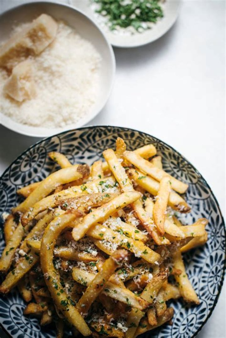 Parmesan Truffle Fries — The Hungry Hooker