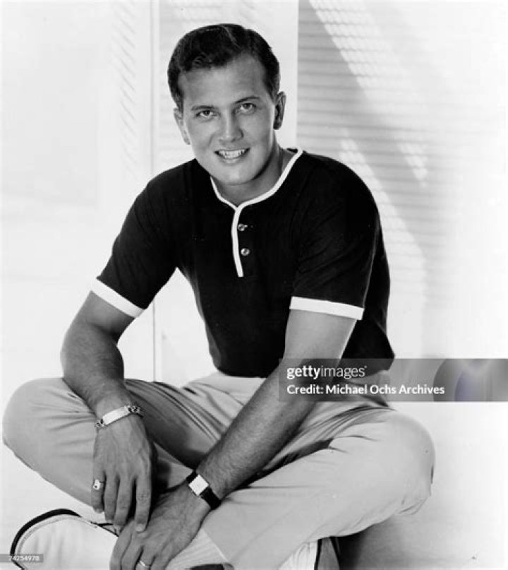 Pat Boone's had a Wonderful Time in 60year career and says he isn't