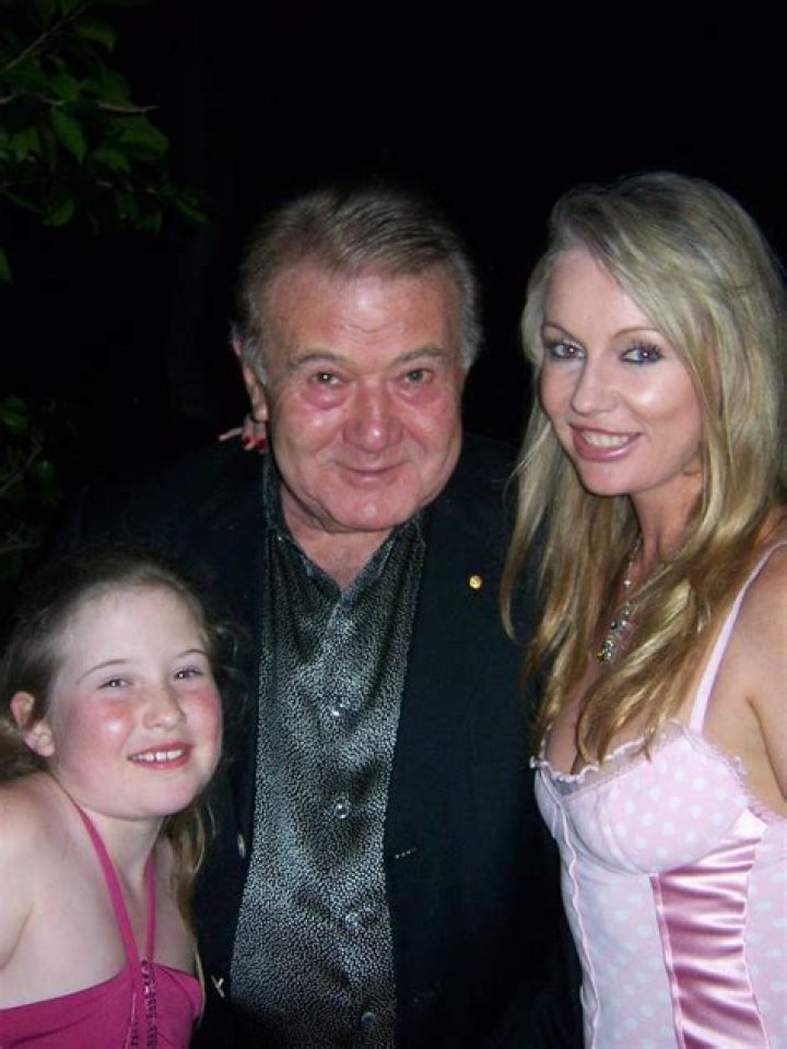 Pat Hitchcock O’Connell, Director’s Daughter and Cast Member, Dies at