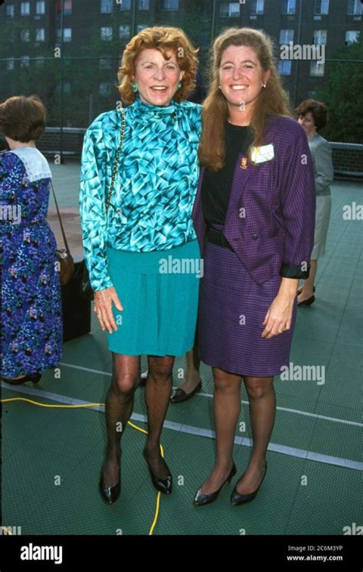 Patricia Kennedy Lawford avec sa fille Robin Lawford &agrave; la r&eacute;ception du