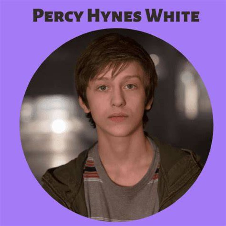 Percy Hynes White Wiki 2021 Net Worth, Height, Weight, Relationship