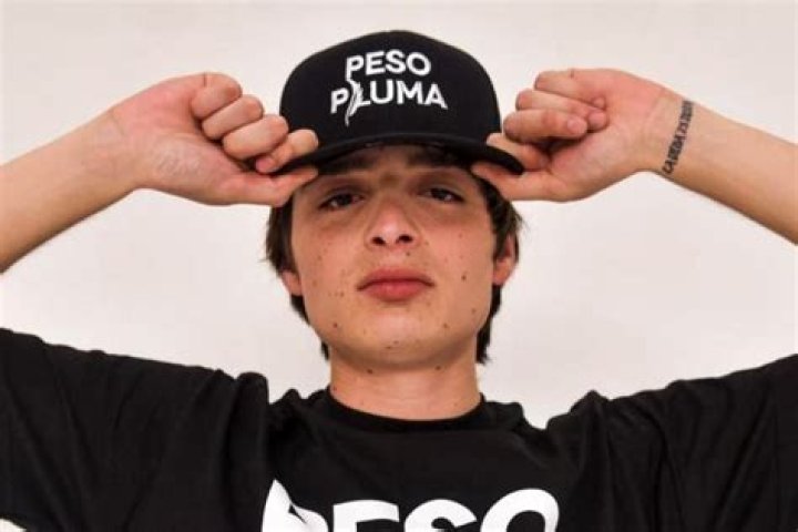 Peso Pluma Siblings Have? Meet His Brother. Wikipedia Age