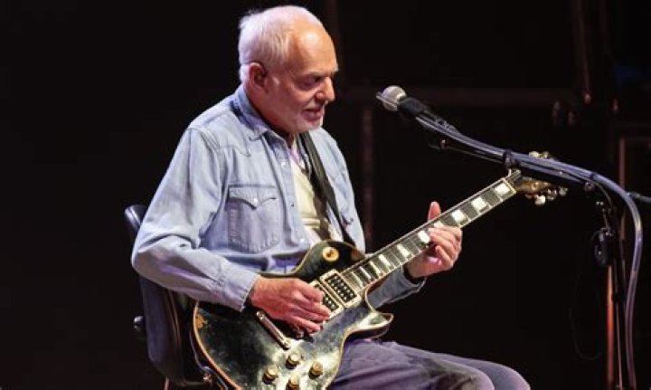 Peter Frampton Reveals His Muscular Disease, Announces Tour