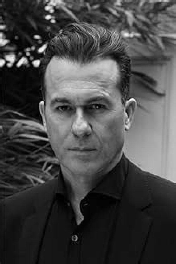 Peter Sullivan IMDb