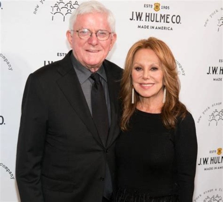 Phil Donahue Biography Film producer, Phil, Popular actresses