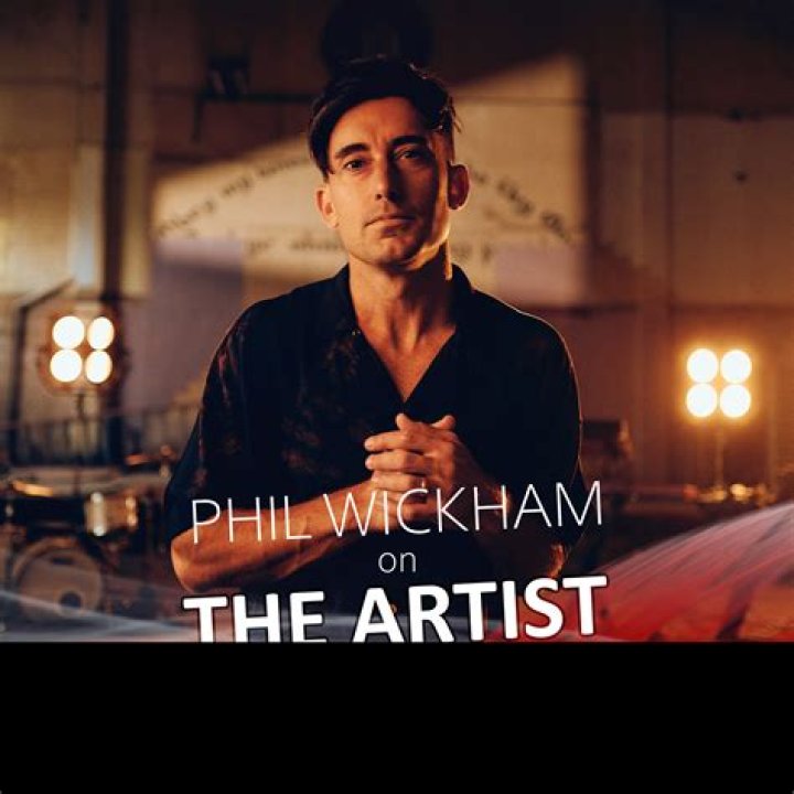 Phil Wickham, Micah Tyler perform at Crossroads Fellowship Church in