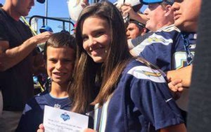 Philip Rivers Halle Rivers / A Walk Through The Maze Of Philip Rivers