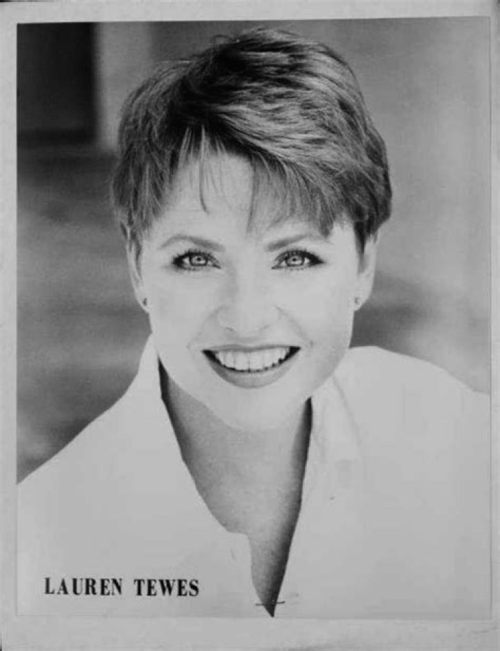 Picture of Lauren Tewes